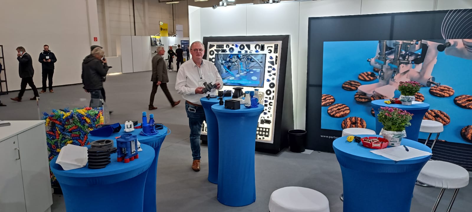 Parts on Demand - On tour